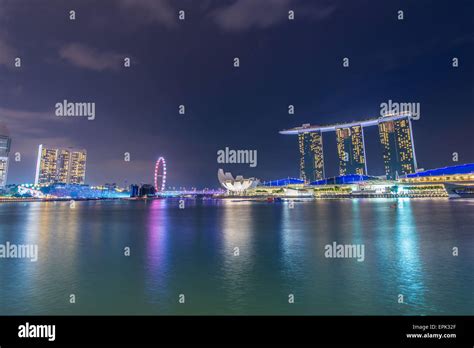 Panorama of Singapore skyline downtown Stock Photo - Alamy