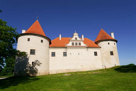 16 Beautiful Castles in Latvia for You to Visit! - 2025