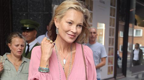 Kate Moss Ne Jure Que Par Cette Tendance Robe Longue Que Vous Porterez