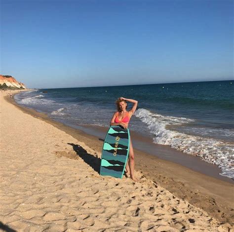 Dorota Chotecka W Bikini