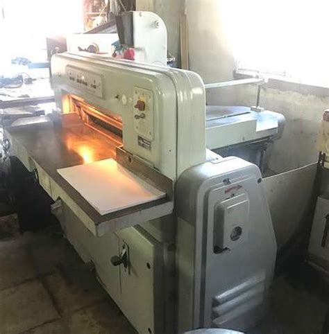 Polar Mohr 72 CE Paper Guillotine Used Machines Exapro