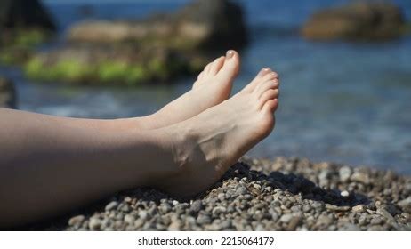 Hundred Female Looping Naked Royalty Free Images Stock Photos Pictures Shutterstock