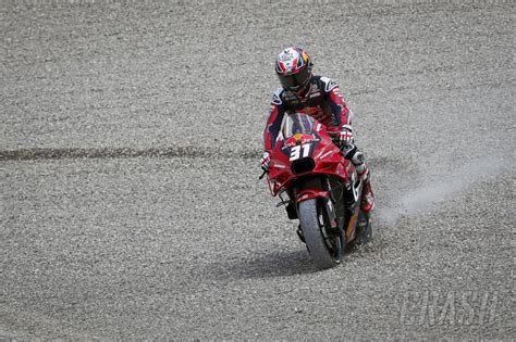 Pedro Acosta: “Normal Friday, but with two stupid crashes” | MotoGP | Crash