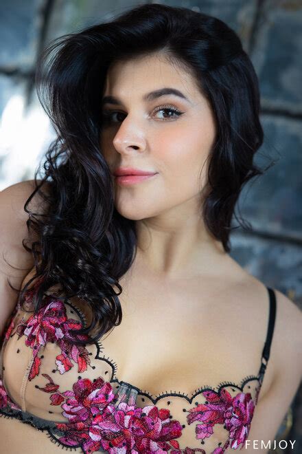 Amateur Girl 0005 XL 66e9f55213d75 Porn Pic