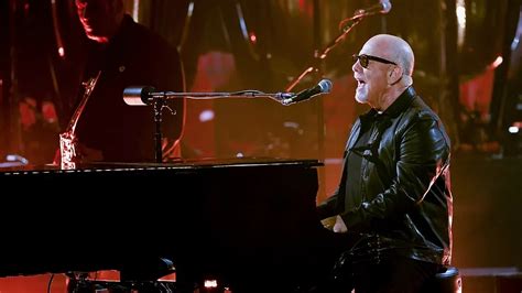 CBS Cuts Off Billy Joel Concert Special in Middle of "Piano Man"