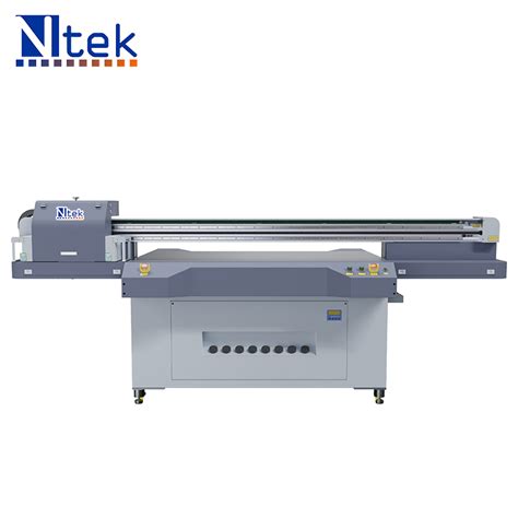 China UV Led Flatbed Printer With Gh2220 Printhead CMYK Lc Lm White And