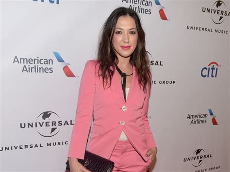 Michelle Branch Was Shamed By Another Mother For Breastfeeding In