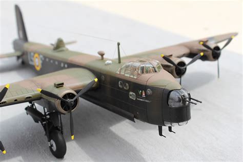 Italeri Kit No K Short Stirling B Mk I Build Review By Roger Hardy