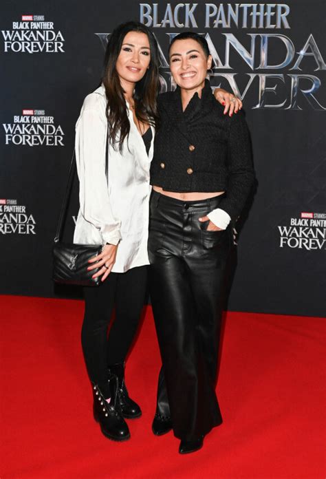 Photo Karima Charni et sa soeur Hedia Charni Avant première du film