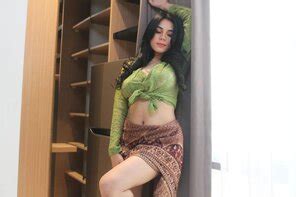 Kebaya Hijau Brukat EF FuiKUcAAimPj Porn Pic