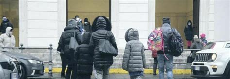 Irpinia Impennata Covid Sui Bimbi Registrati Oltre Contagi Al Giorno