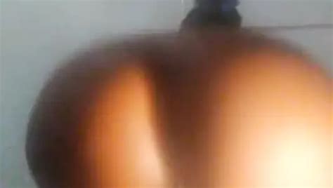 Free Ebony Ass Shaking Porn Videos XHamster
