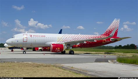 VQ BSH Rossiya Russian Airlines Airbus A320 214 WL Photo By Martin