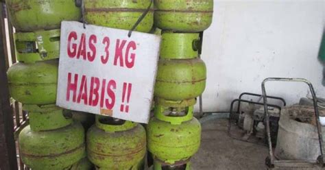 Gas Lpg Kg Mulai Langka Di Kalianda Ibu Ibu Susah Masak Berita Anyaran