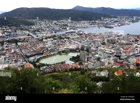 View from the Floibanen funicular railway viewpoint on top of Floyen ...