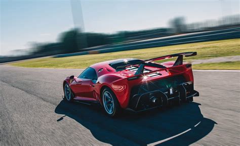 The Ferrari P80/C Is a Two-in-One Track Car and Garage Beauty, and ...