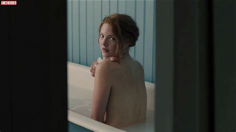 Holliday Grainger Desnuda En El Secreto De Las Abejas