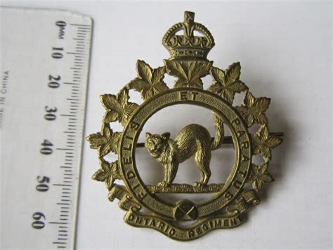 Canada The Ontario Regiment Cap Badge