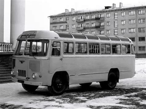 Автомобили СССР: Автобус ПАЗ 652