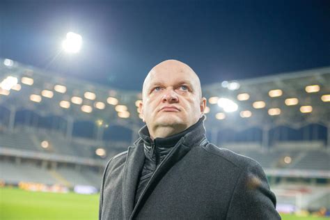 Maciej Bartoszek Zwolniony Z Korony Kielce