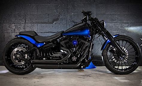 Harley Davidson Softail Breakout Custom