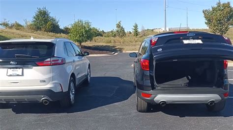 Size Difference Of A Ford Edge Vs Ford Escape Youtube