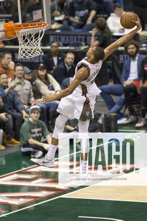 January 31 2015 Milwaukee Bucks Forward Giannis Antetokounmpo 34 Scores On A Break Away Slam Dunk