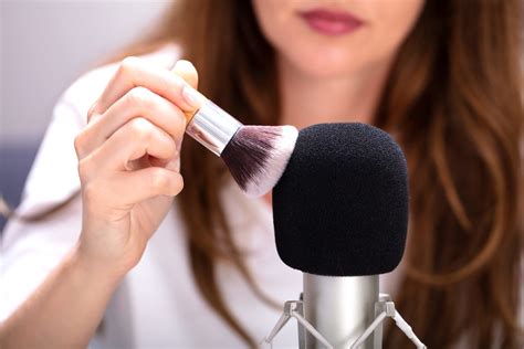 ¿Qué son los videos ASMR y por qué nos están obsesionando?