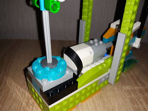 Инструкция по сборке LEGO WeDo 2.0 «Нефтяная вышка»