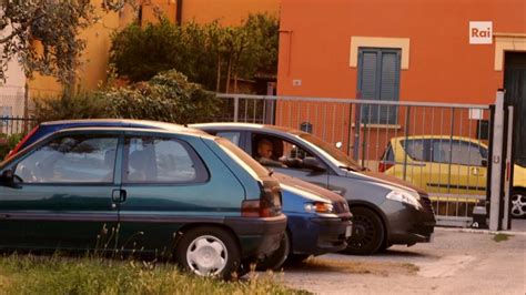 IMCDb org 1997 Citroën Saxo 1 1i SX Série 1 in L ispettore Coliandro