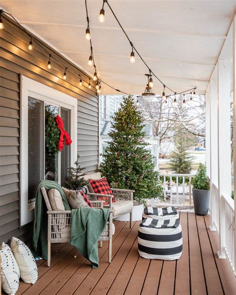 Outdoor Christmas Decorating Ideas For Front Porch Shelly Lighting