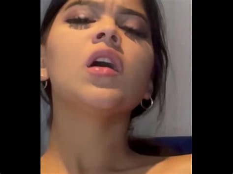 Latina Caliente Suda A La Antigua Usanza Ivy Flores Leak Xvideos