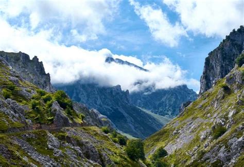 Los mejores refugios de los Picos de Europa - Viajes Camino de Santiago