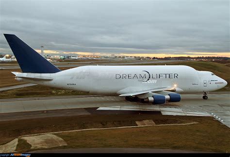 Boeing 747 409lcf Dreamlifter Large Preview