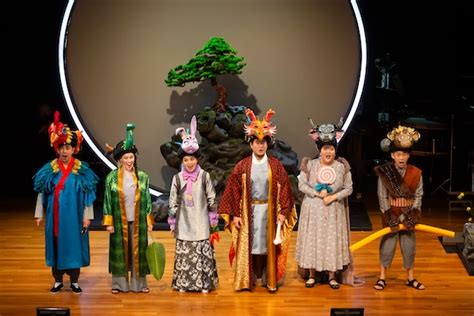 HGO premieres a colorful children’s opera of cooperation with “The Big Swim”