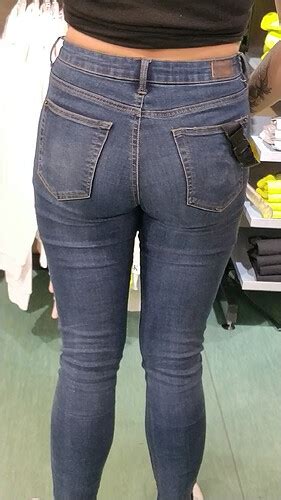 Girl Working At The Clothes Store Bending Over In Tight Jeans Oc Content Reupload From My