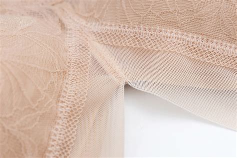 Foreign Trade Spring Lace Thin Soft Nude Sense Non Seamless Gathering Full Inclusive V Beautiful