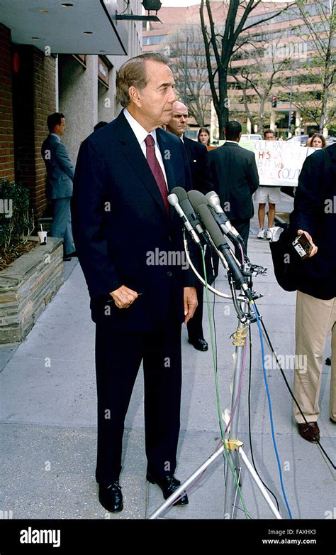 Bob dole 1996 election hi-res stock photography and images - Alamy