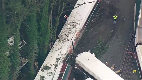 Several killed after Amtrak train crash – Channel 4 News