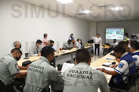 Simulacro De Gabinete Fortalece La Seguridad En El Aeropuerto De M Rida