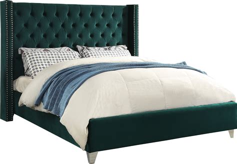 Aiden Green Velvet Queen Bed-Color:Green Velvet,Style:Contemporary - Walmart.com