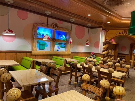 Photos Video Full Tour Of Toadstool Cafe At Super Nintendo World In