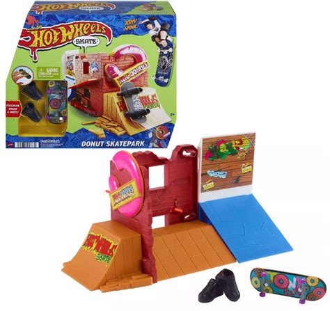 اسباب بازی فقط توی توی TOY TOY پیست اسکیت انگشتی Hot Wheels مدل Donut Skatepark