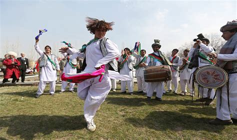 Afghanistan applies to register Pashtun dance with UNESCO | Arab News