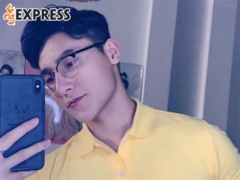 Tiktoker Khoa Vương là ai Hot boy thả thính gây sốt cộng đồng mạng