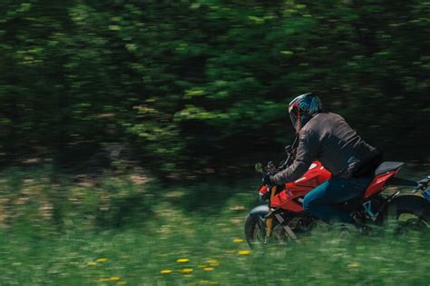 Hyper Naked Bike Vergleich Ducati Streetfighter V S