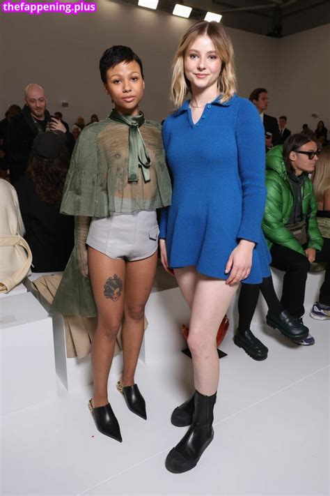 Thomasin McKenzie Mackzjoness Thomasin Mckenzie Nude OnlyFans Photo The Fappening Plus