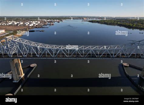 Aerial view of traffic crossing the Outerbridge Crossing over the Arthur Kill separating Perth ...