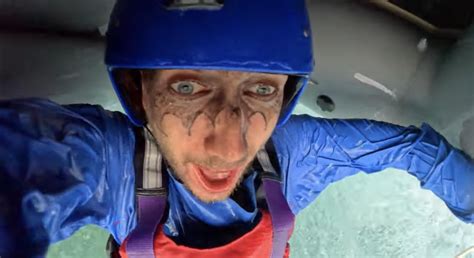 A new cursed Simon has appeared (before vs after getting dunked in the ...