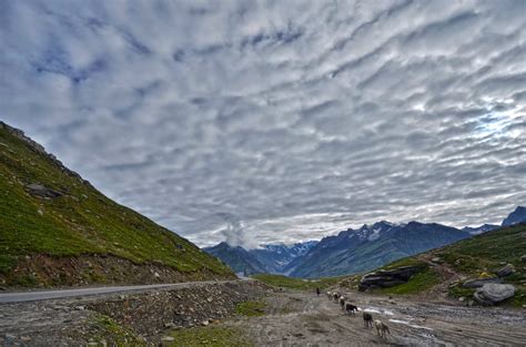 Places To Visit In Himachal Pradesh Rohtang Pass Manali